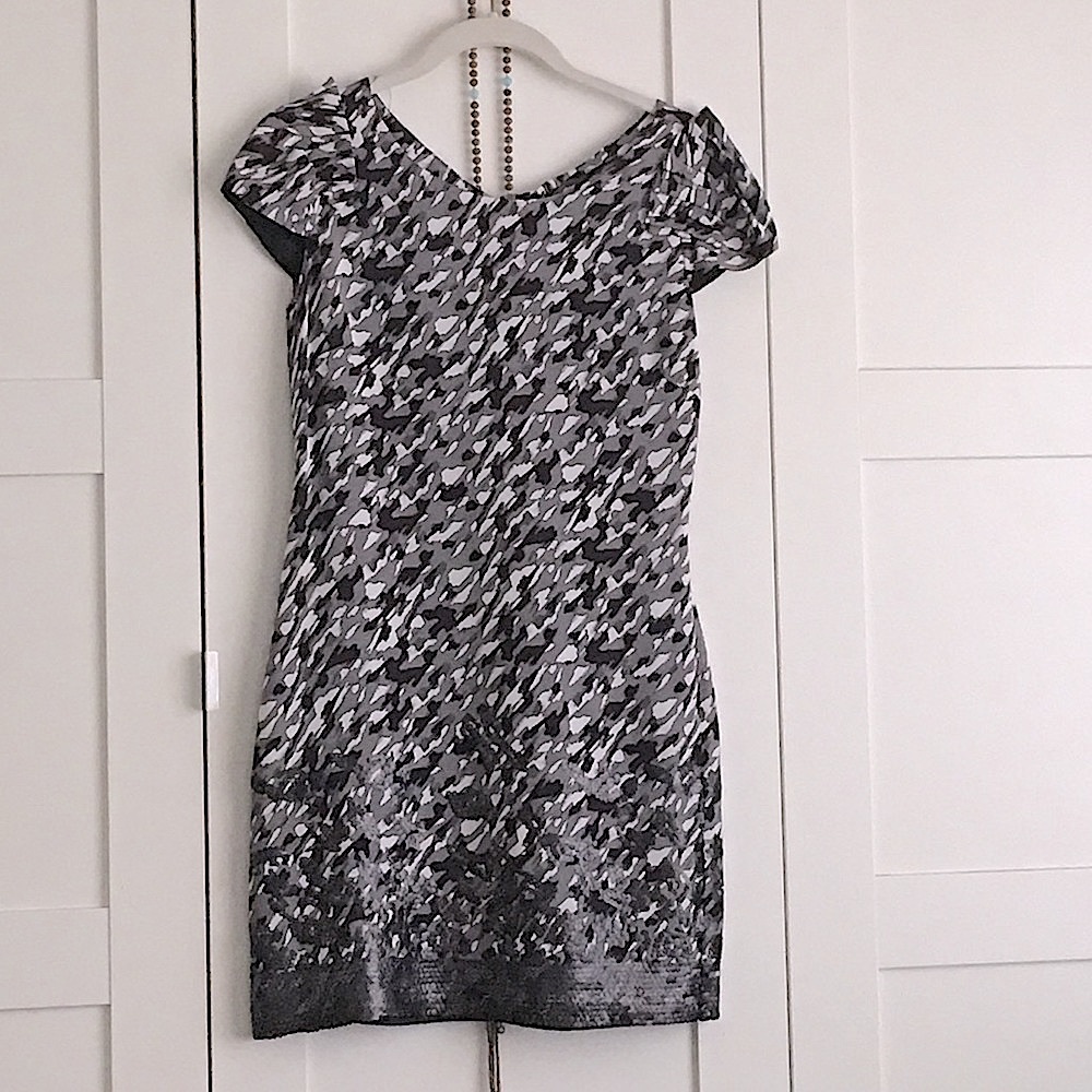 HYPE open back, tailored dress, S XS, like new
